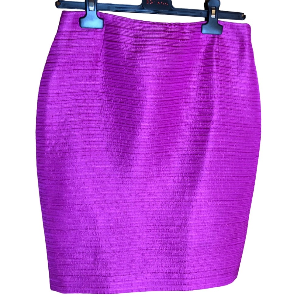 Escada silk/wool blend hot pink textured pencil skirt, size 36